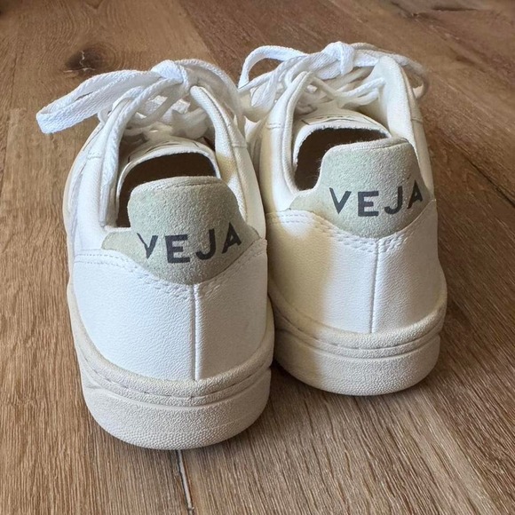 Veja V-10 White Court Sneakers Trainers size women's 7 - Picture 4 of 7